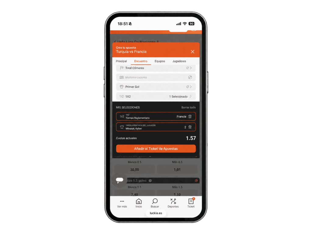Teléfono con ticket de apuestas Luckia