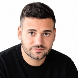 Víctor Solís
